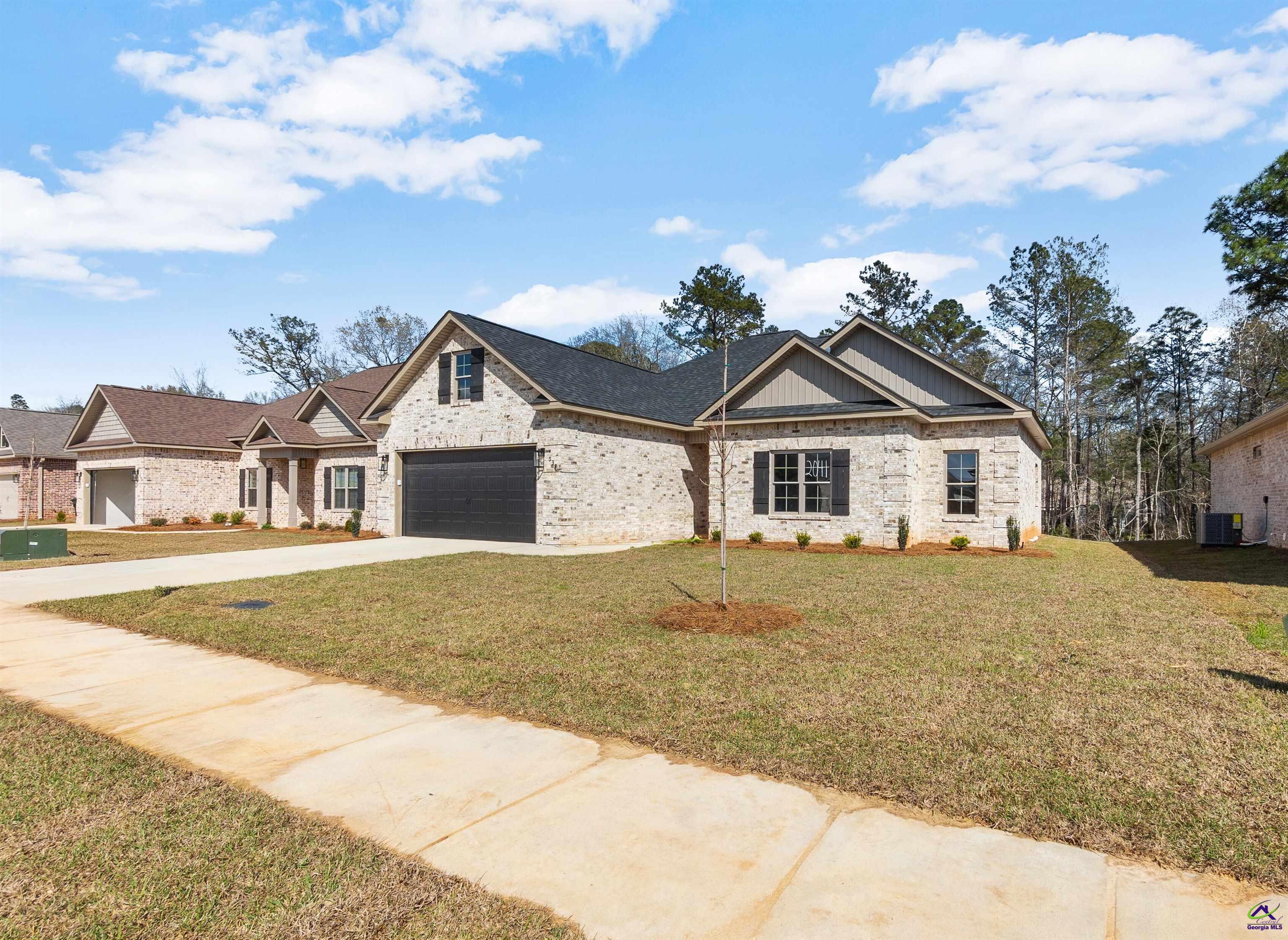 532 Bristleleaf Path