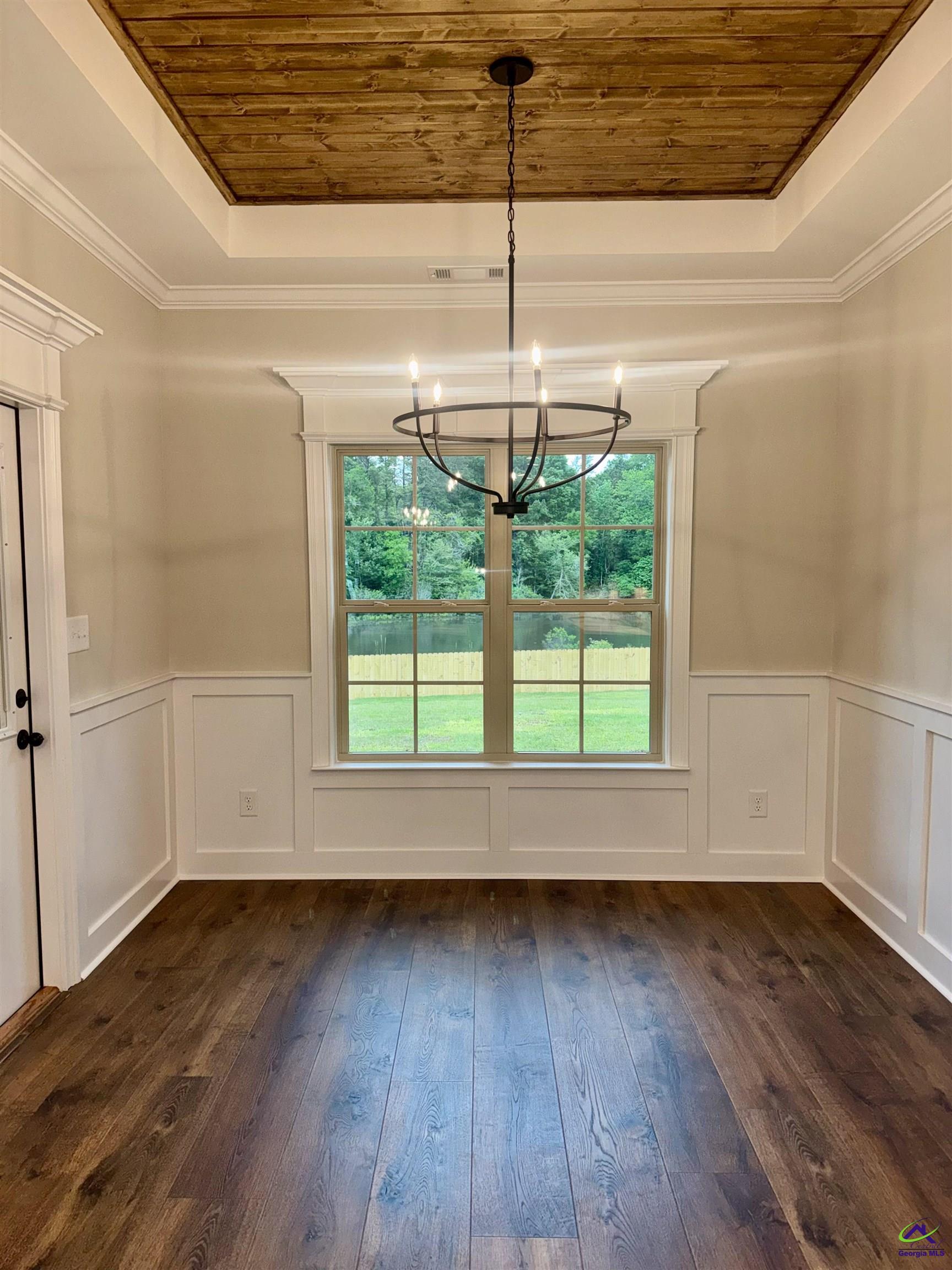 210 Golden Chestnut Bnd