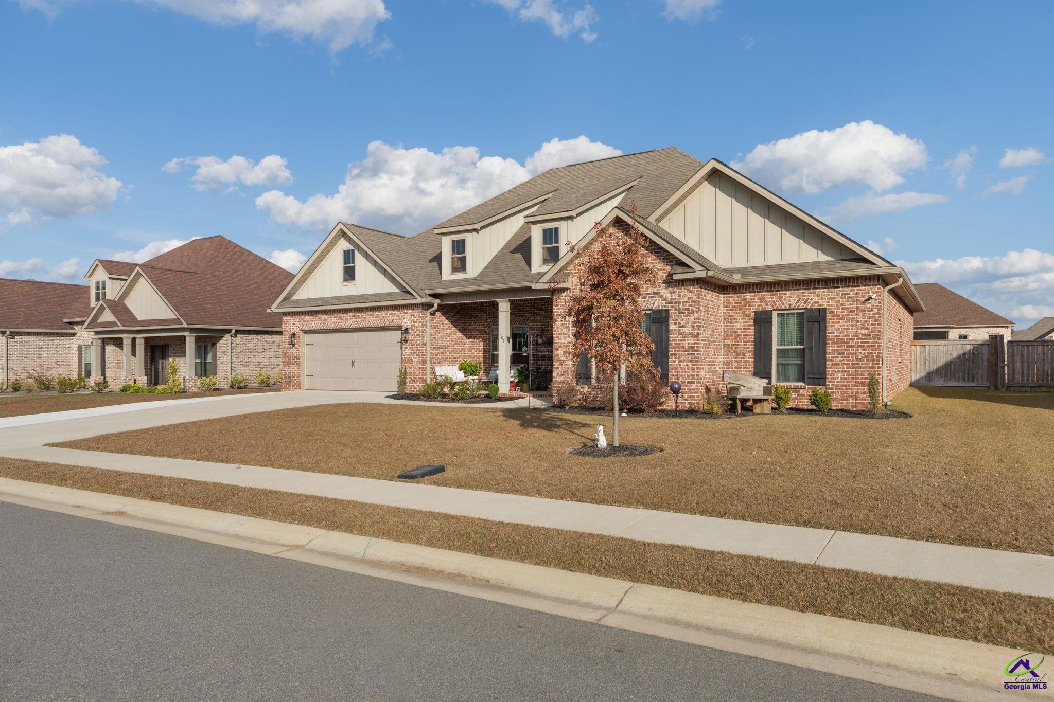 107 Brook Hollow Court