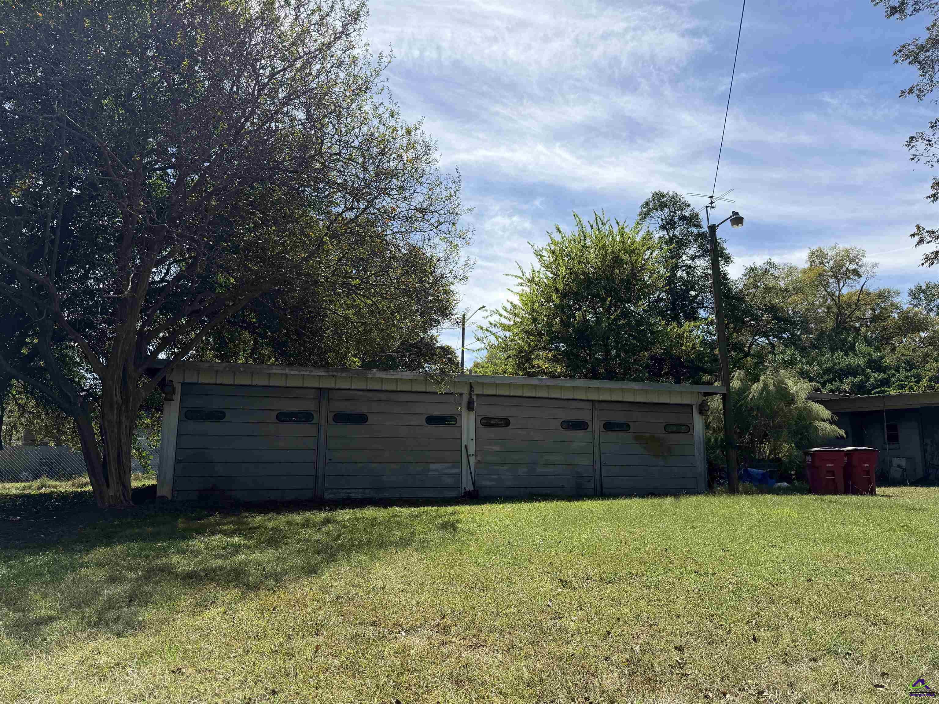 3906 Hartley Bridge Radial