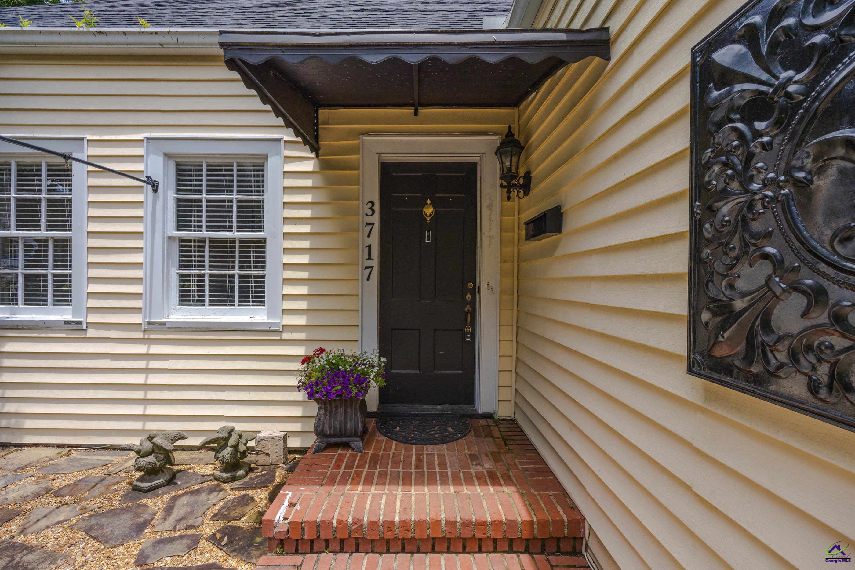 3717 Avon Road