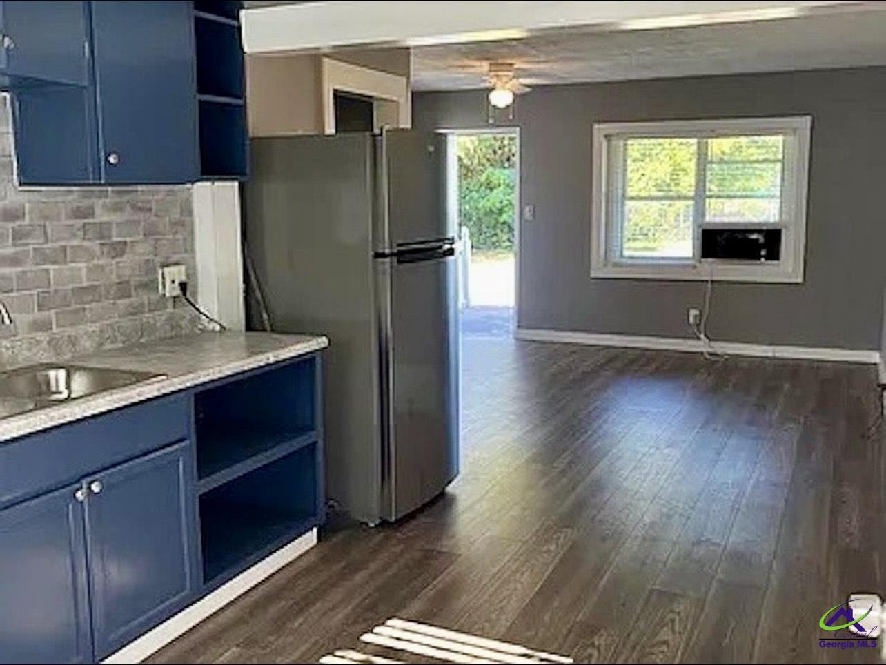 363 Woolfolk Street