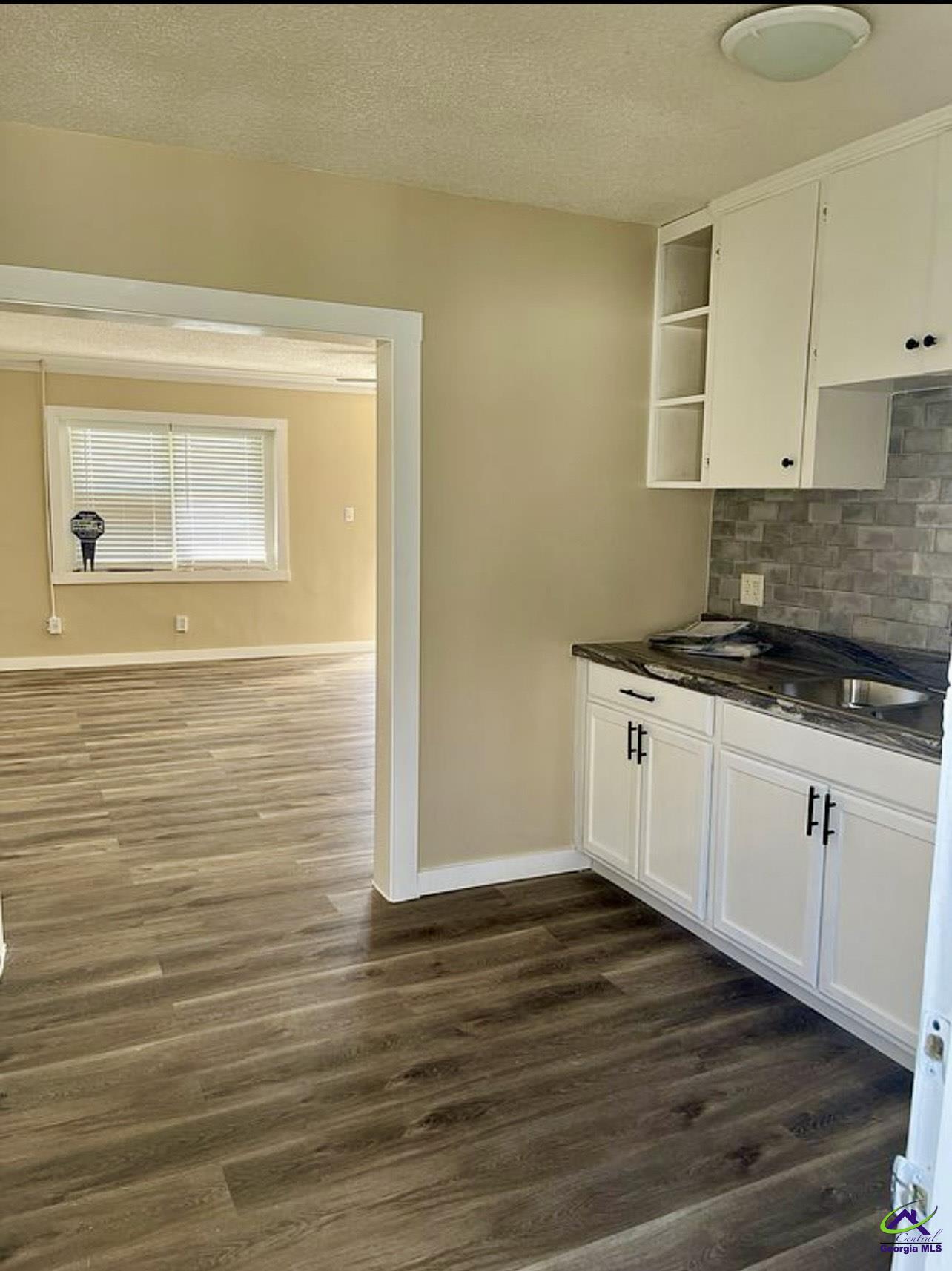363 Woolfolk Street