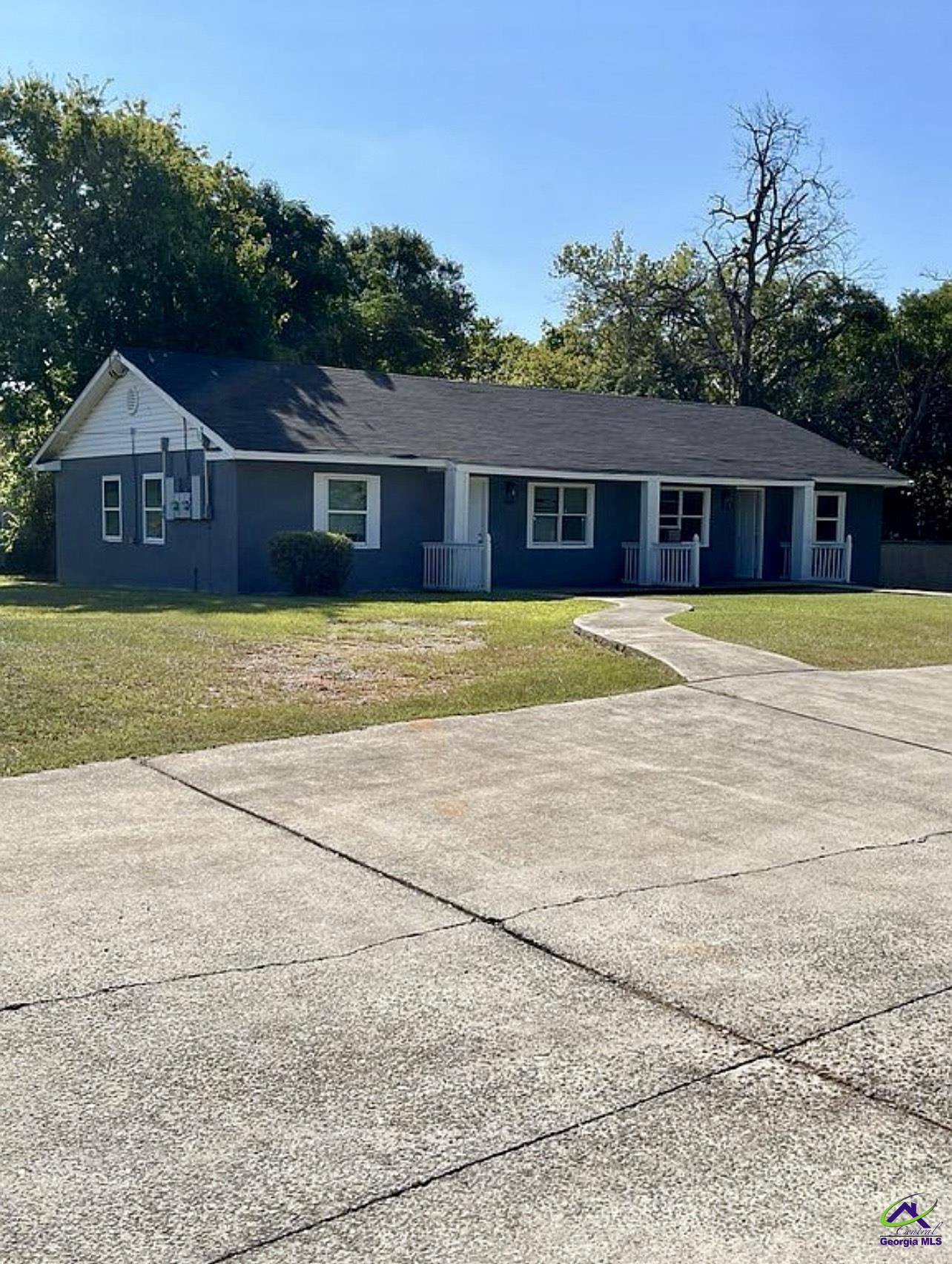 363 Woolfolk Street