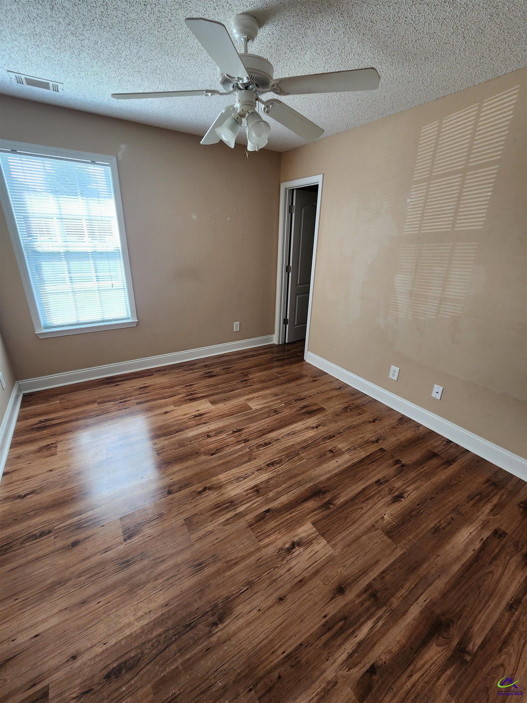 400 Sugarloaf Parkway