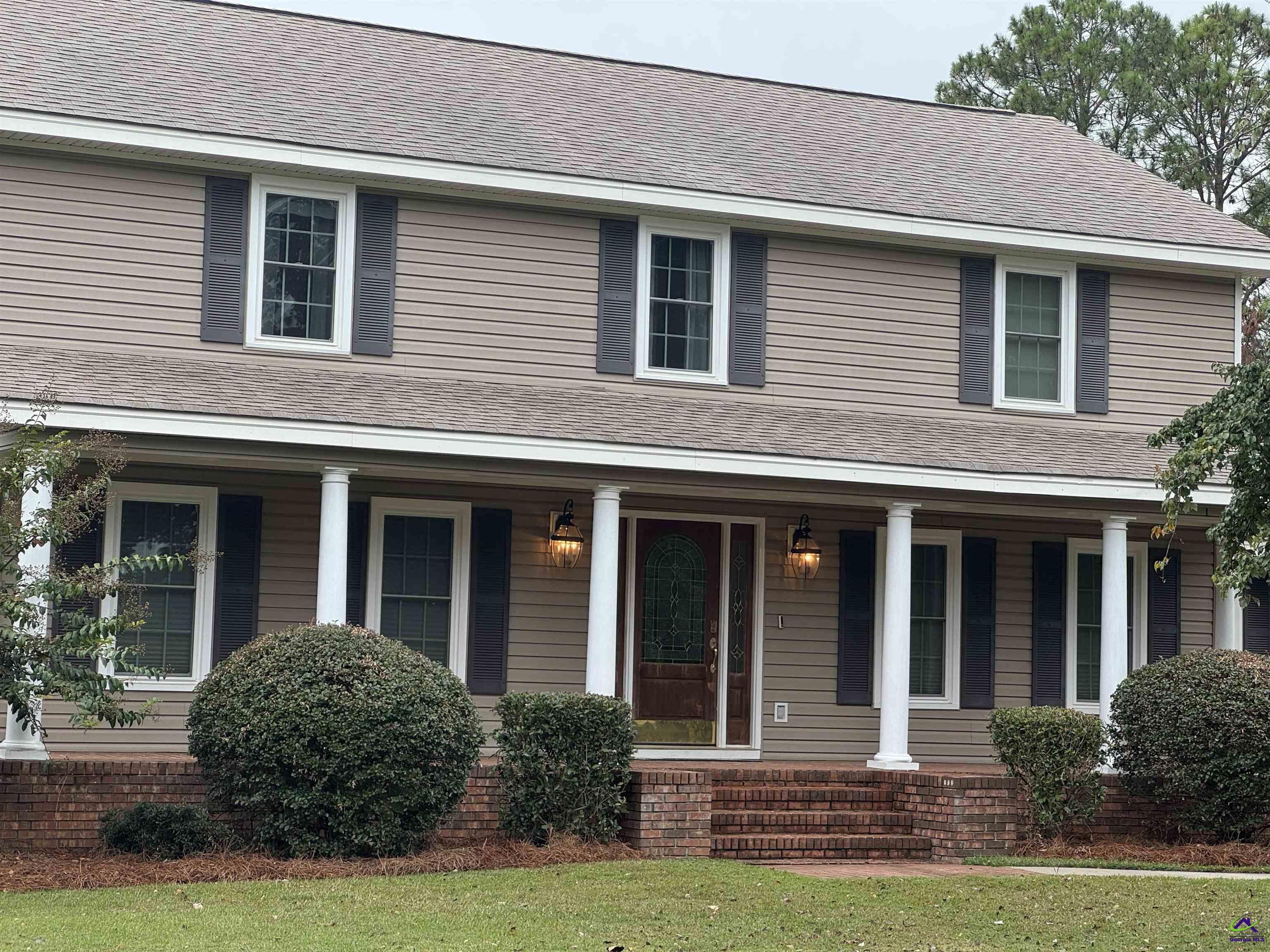 105 South Oaks Lane