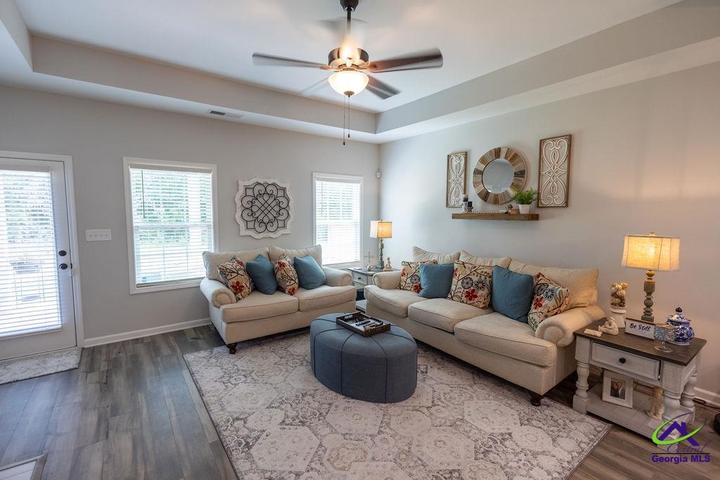 309 E River Cane Run