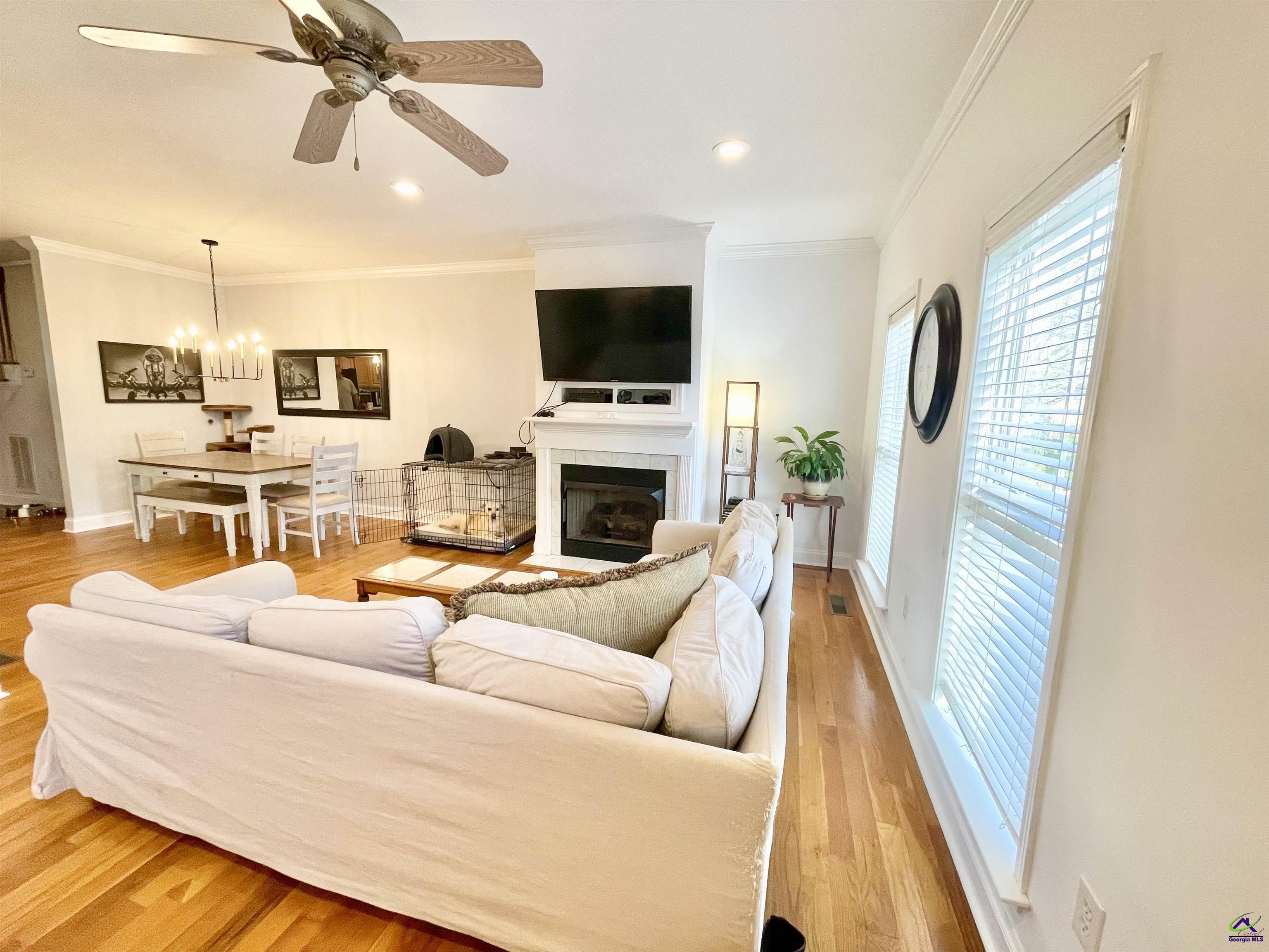 376 Providence Boulevard