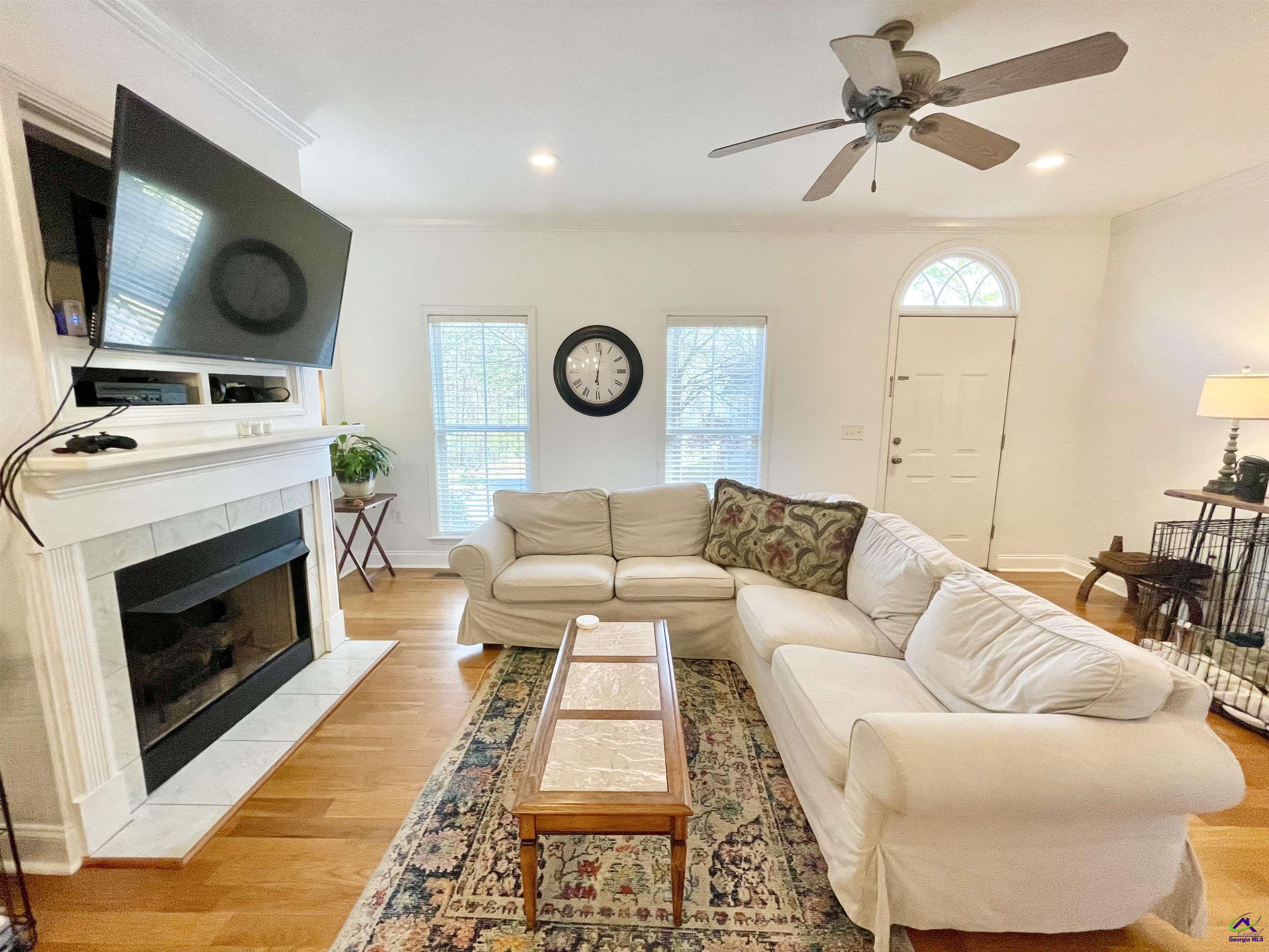 376 Providence Boulevard