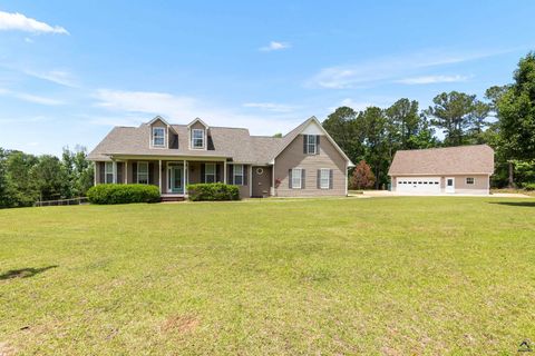 4093 Upper River Road Gray GA 31032