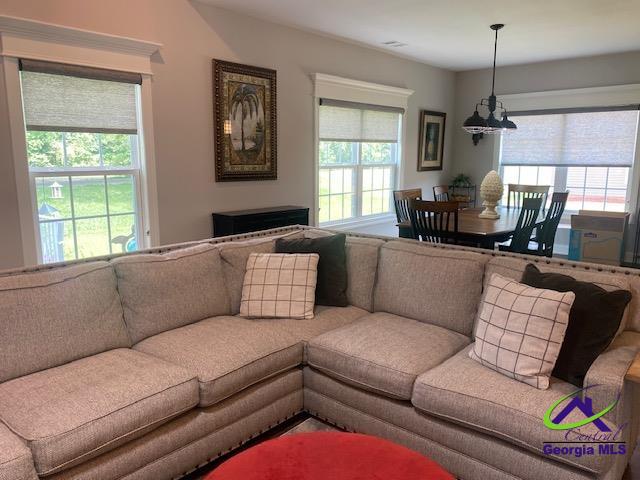 142 Fairway Oaks Drive