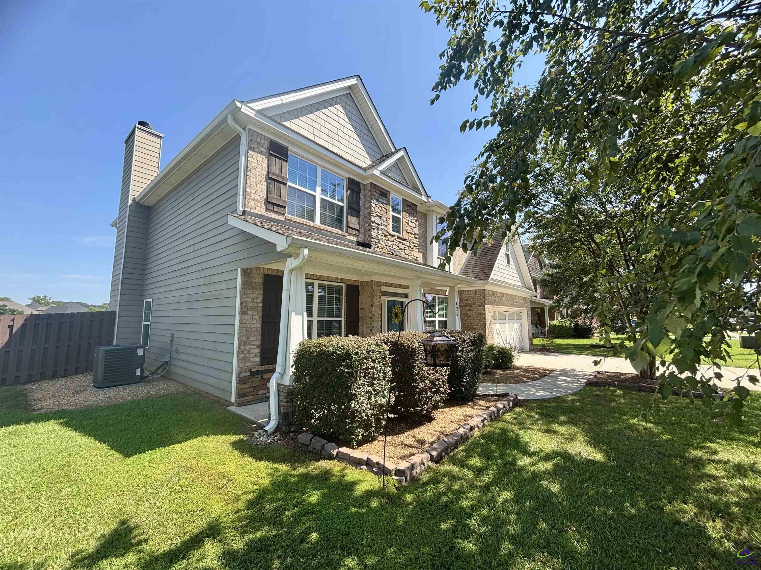 426 Post Oak Way