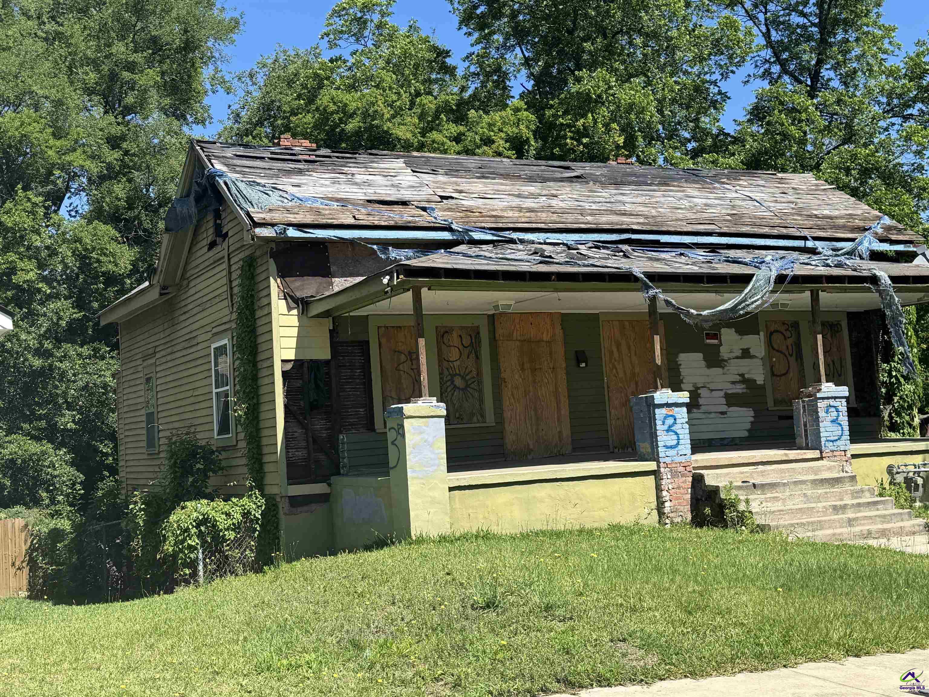 1425 3rd Street