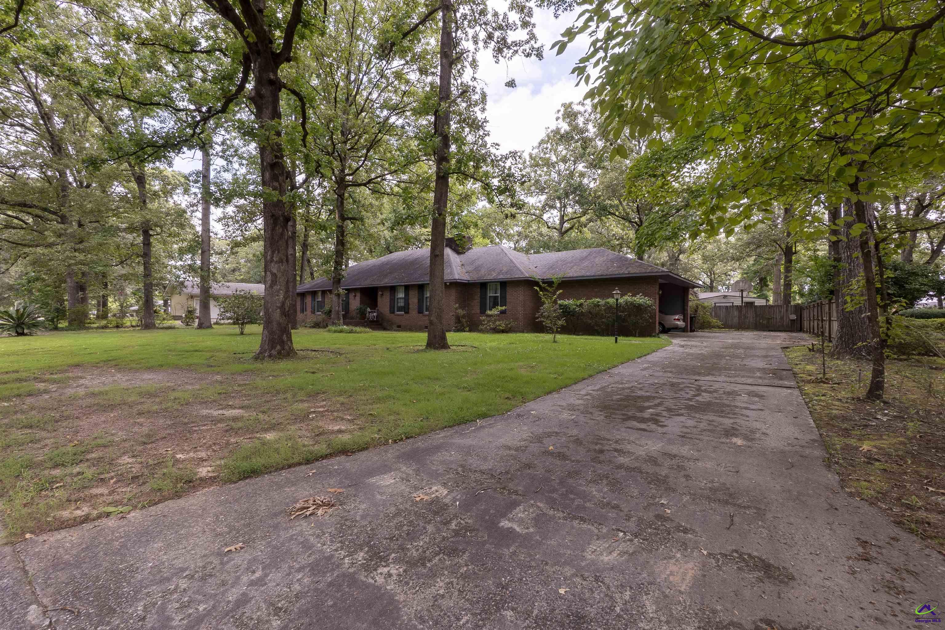 112 Tanglewood Drive