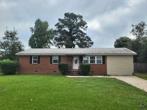 116 Lake Drive Warner Robins GA 31088