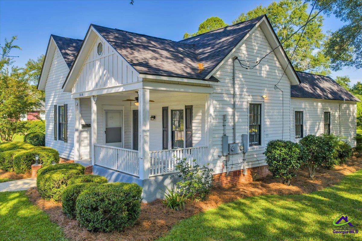 318 Persons Street