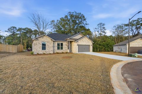 412 Colt Court Kathleen GA 31047