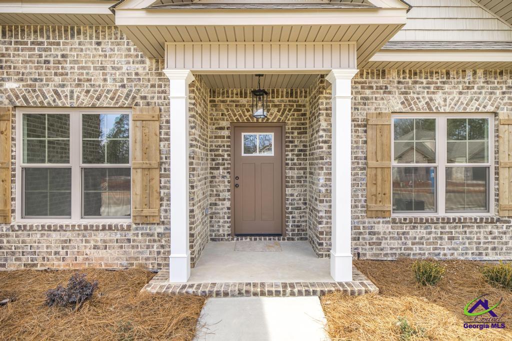 521 Bristleleaf Path