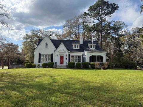 515 Engram Street Montezuma GA 31063