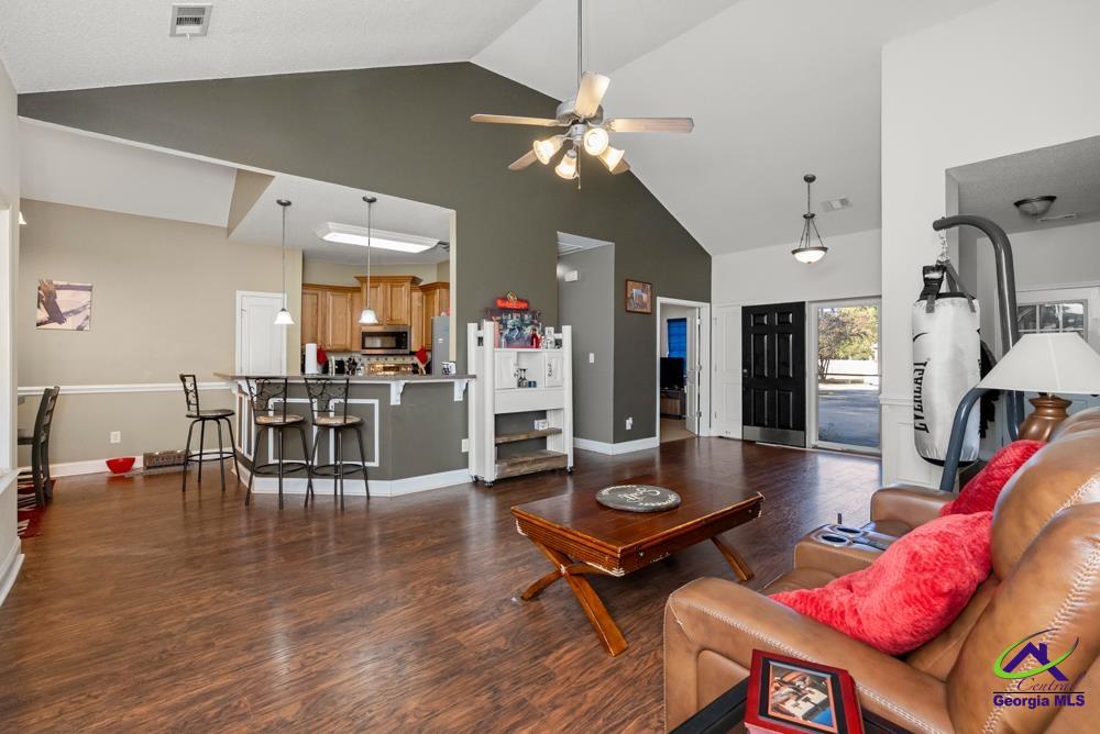 124 Timber Ridge Boulevard