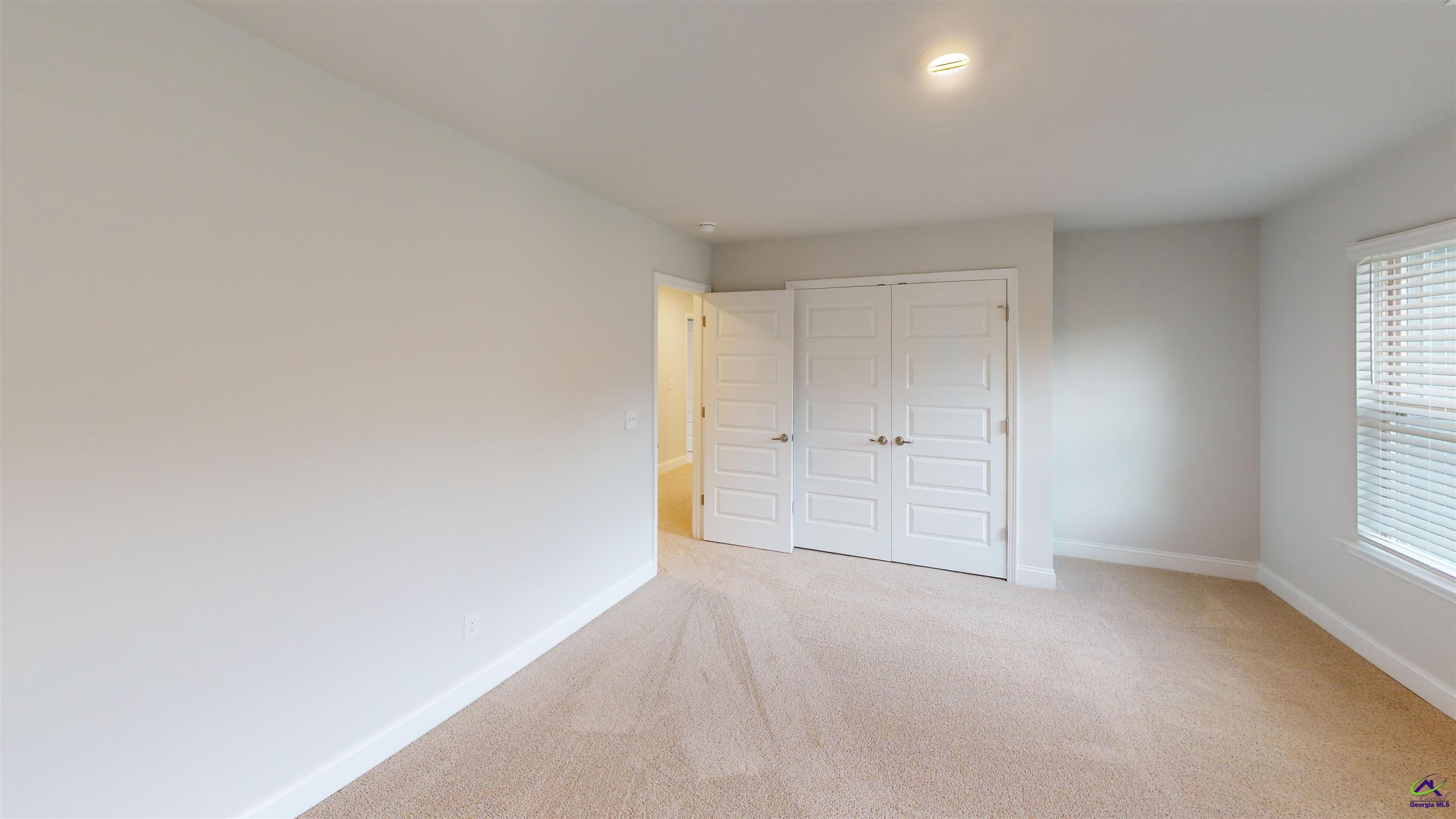 463 SOUTHERN OAKS Drive