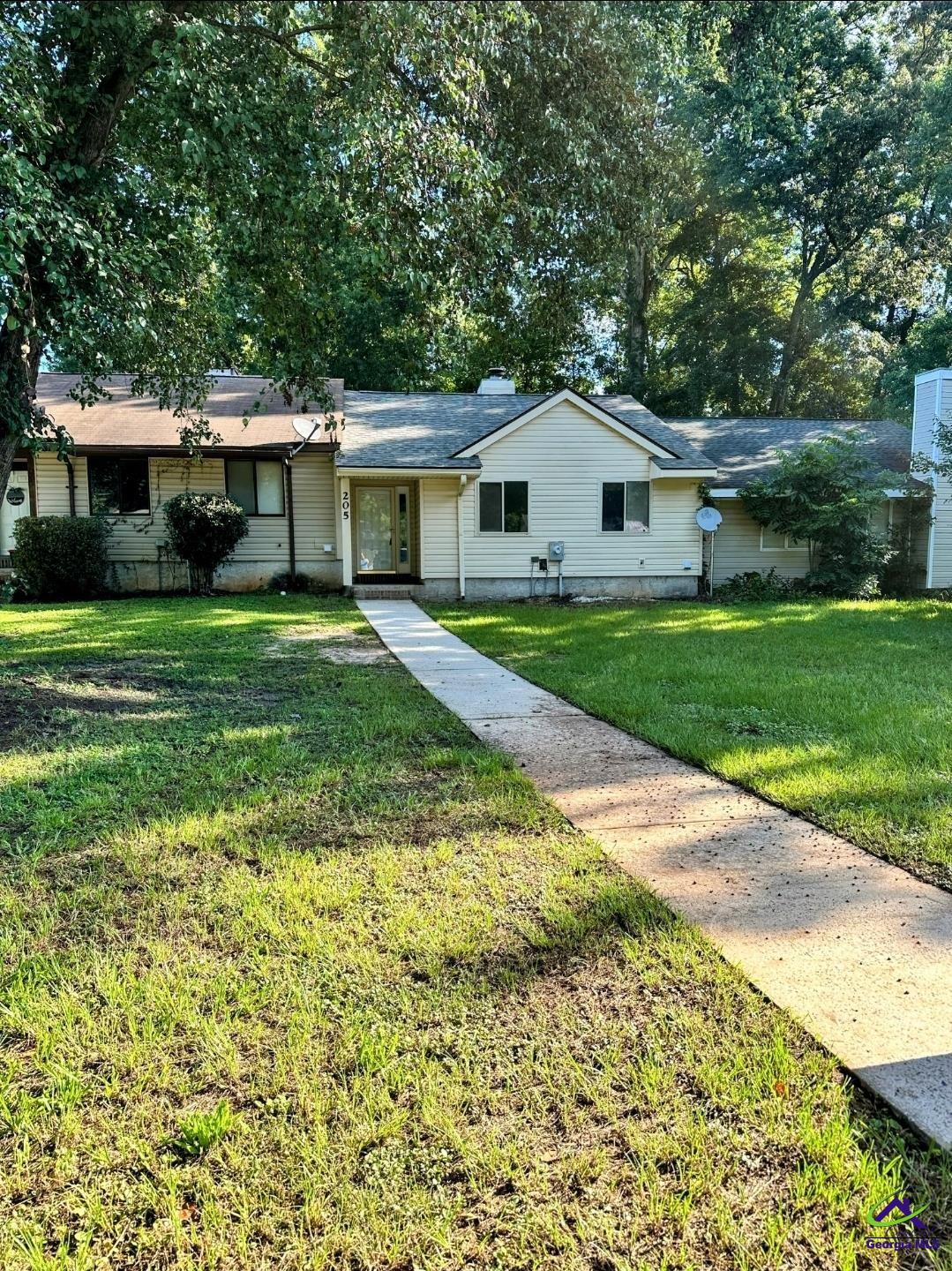 205 Somerset Drive