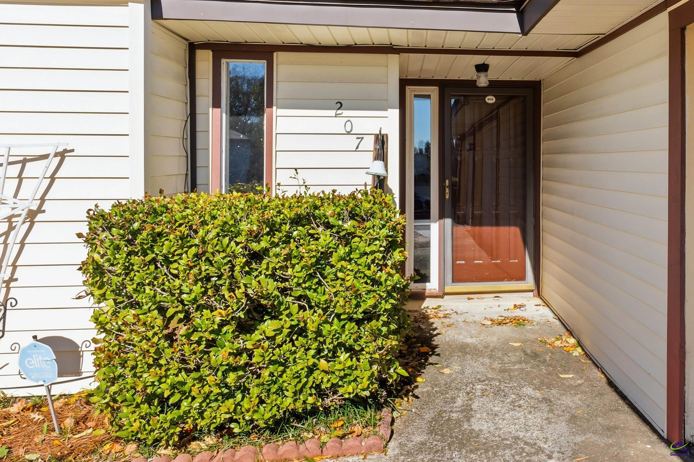 207 Summerhill Place