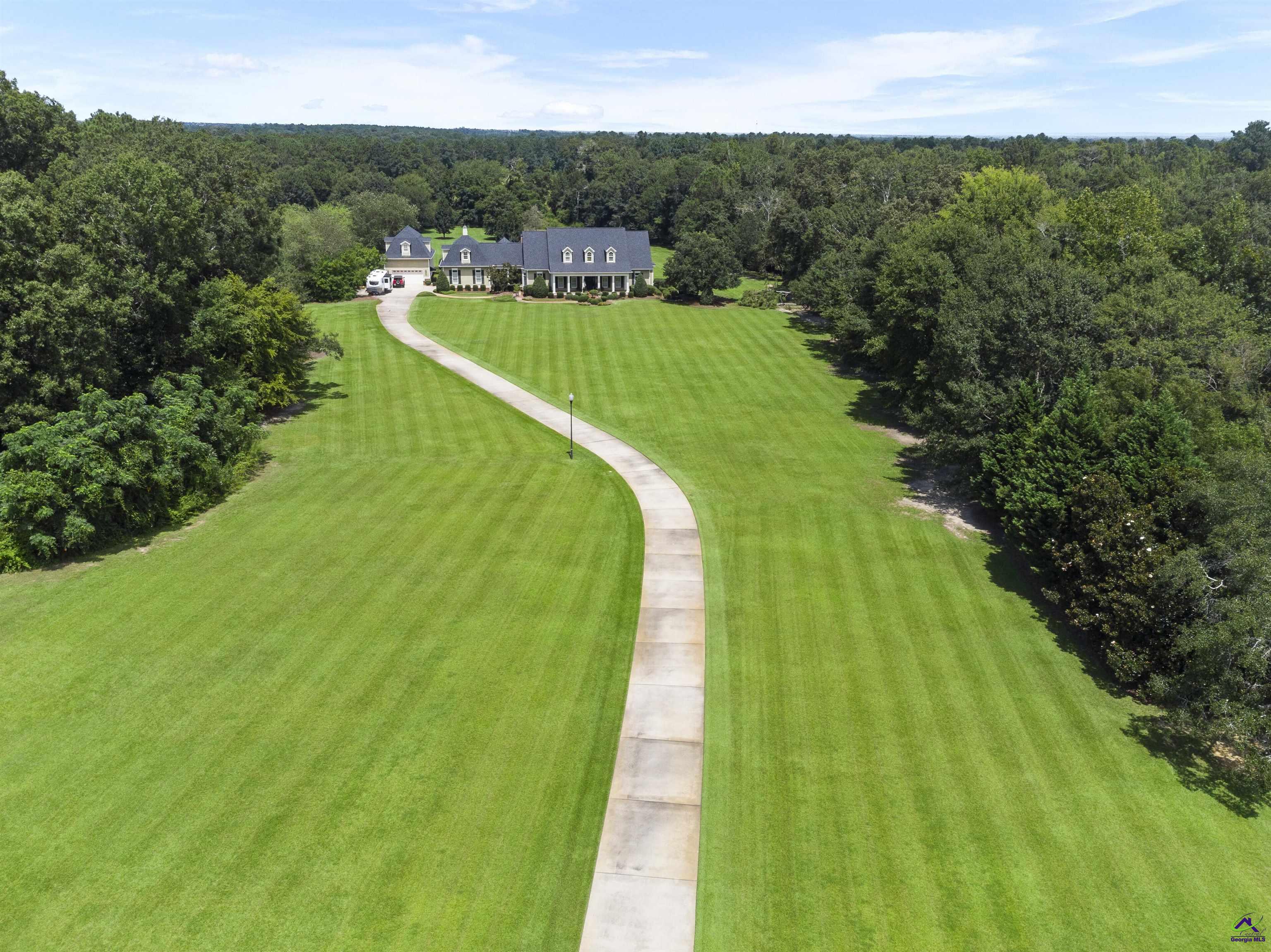 1017 Chattahoochee Dr