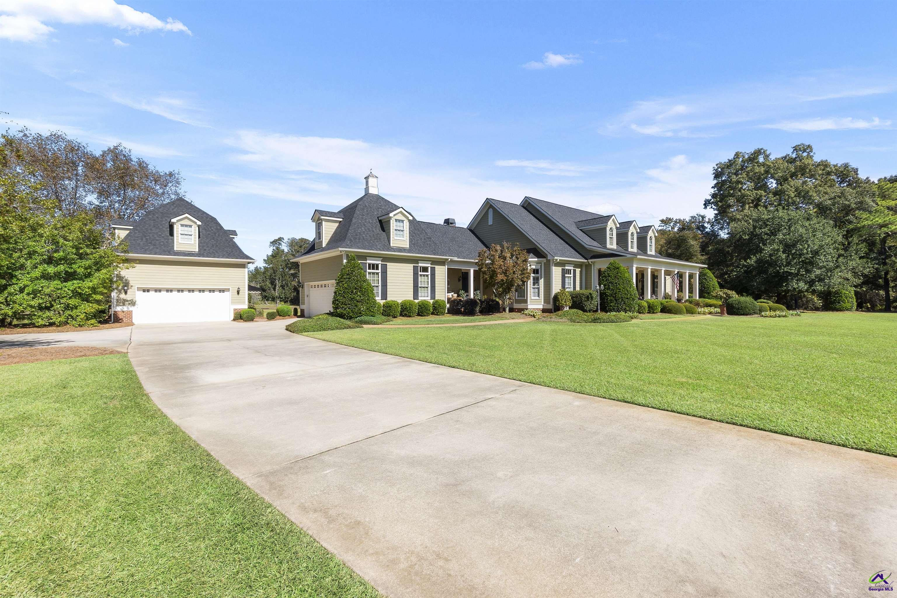 1017 Chattahoochee Dr