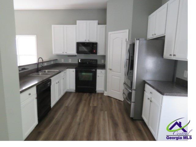 776 Ivy Brook Way