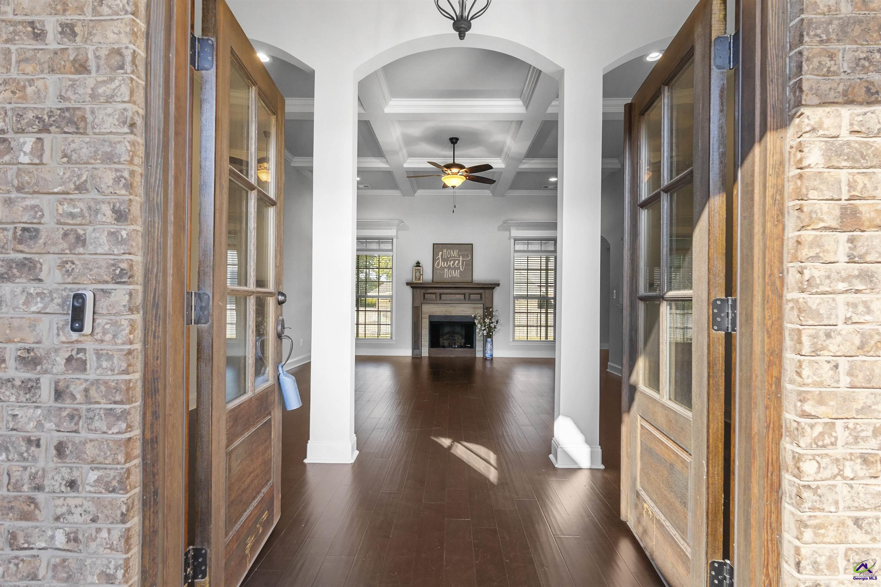 101 Scarlett Oak Way