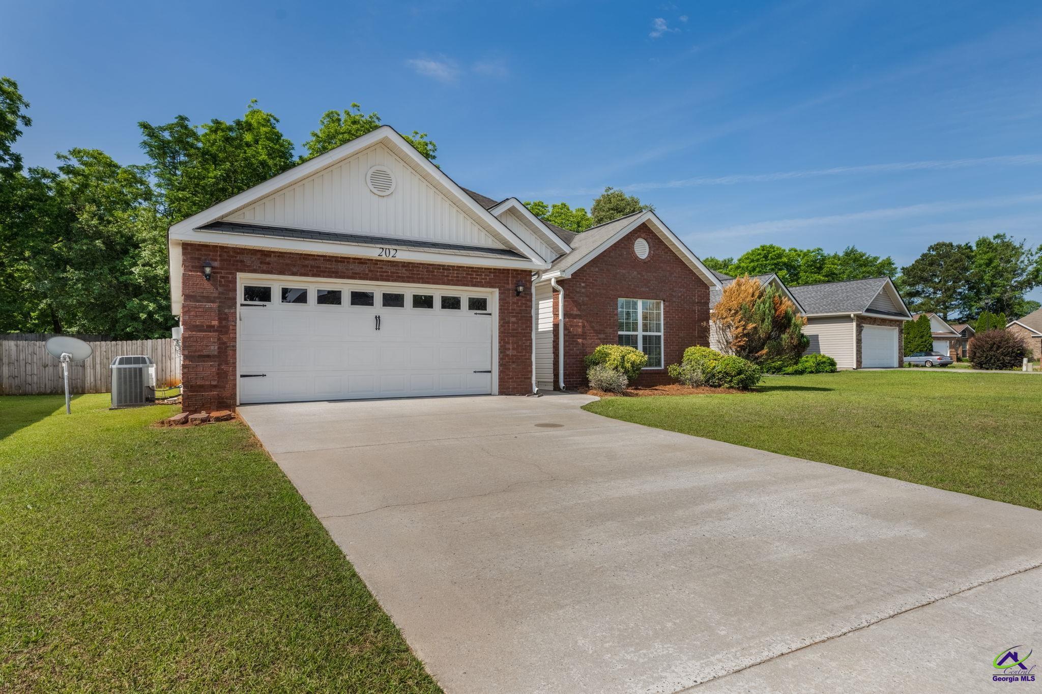 202 Sunnymeade Drive