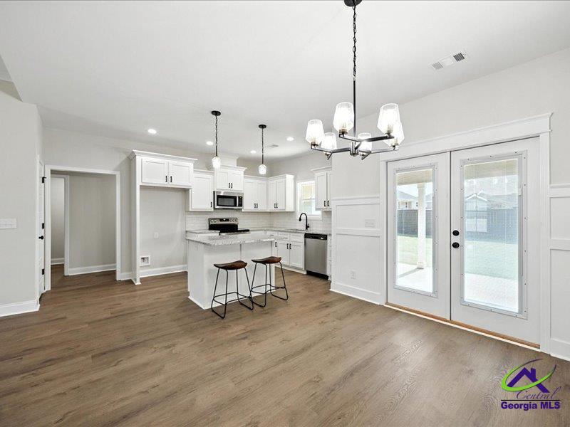 100 Saraland Trail
