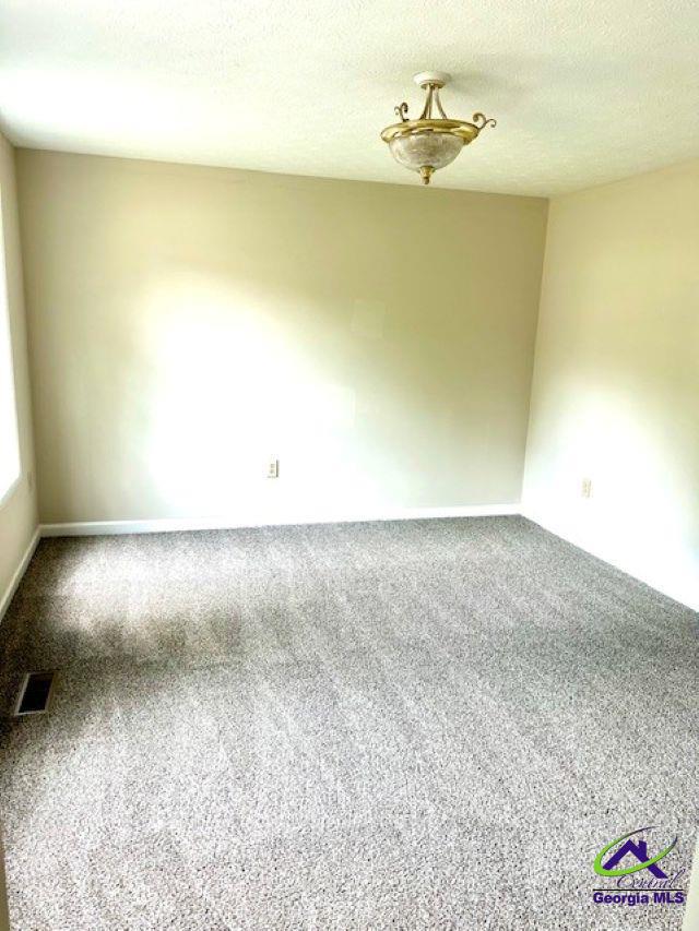 211 PALISADE Drive