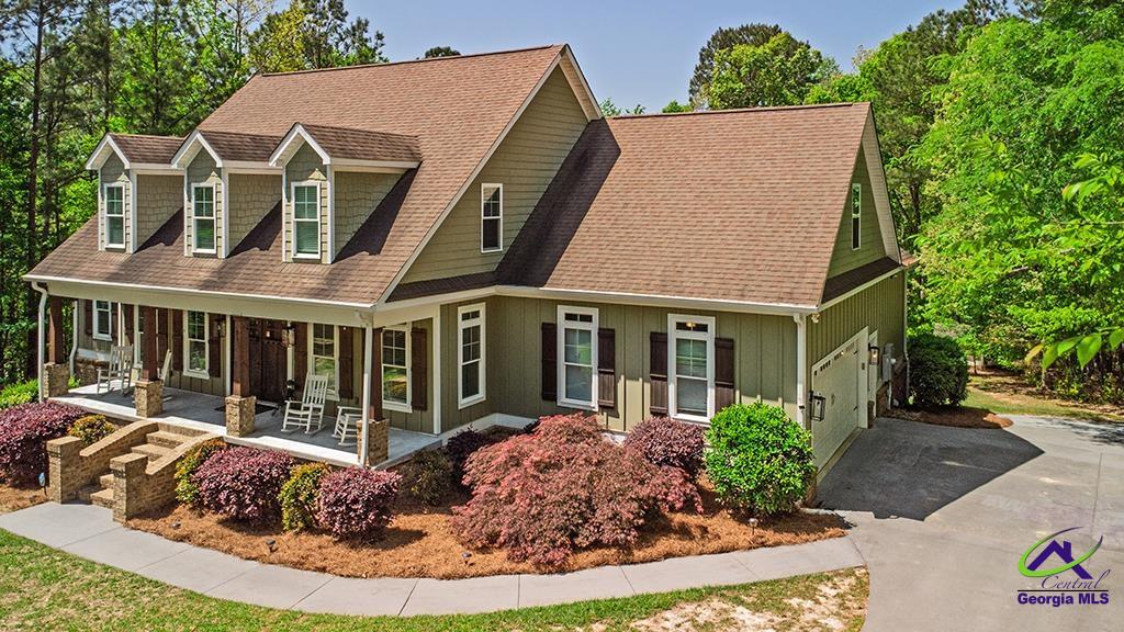 1122 Irongate