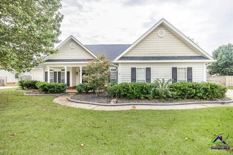 204 Lovorn Circle Warner Robins GA 31088