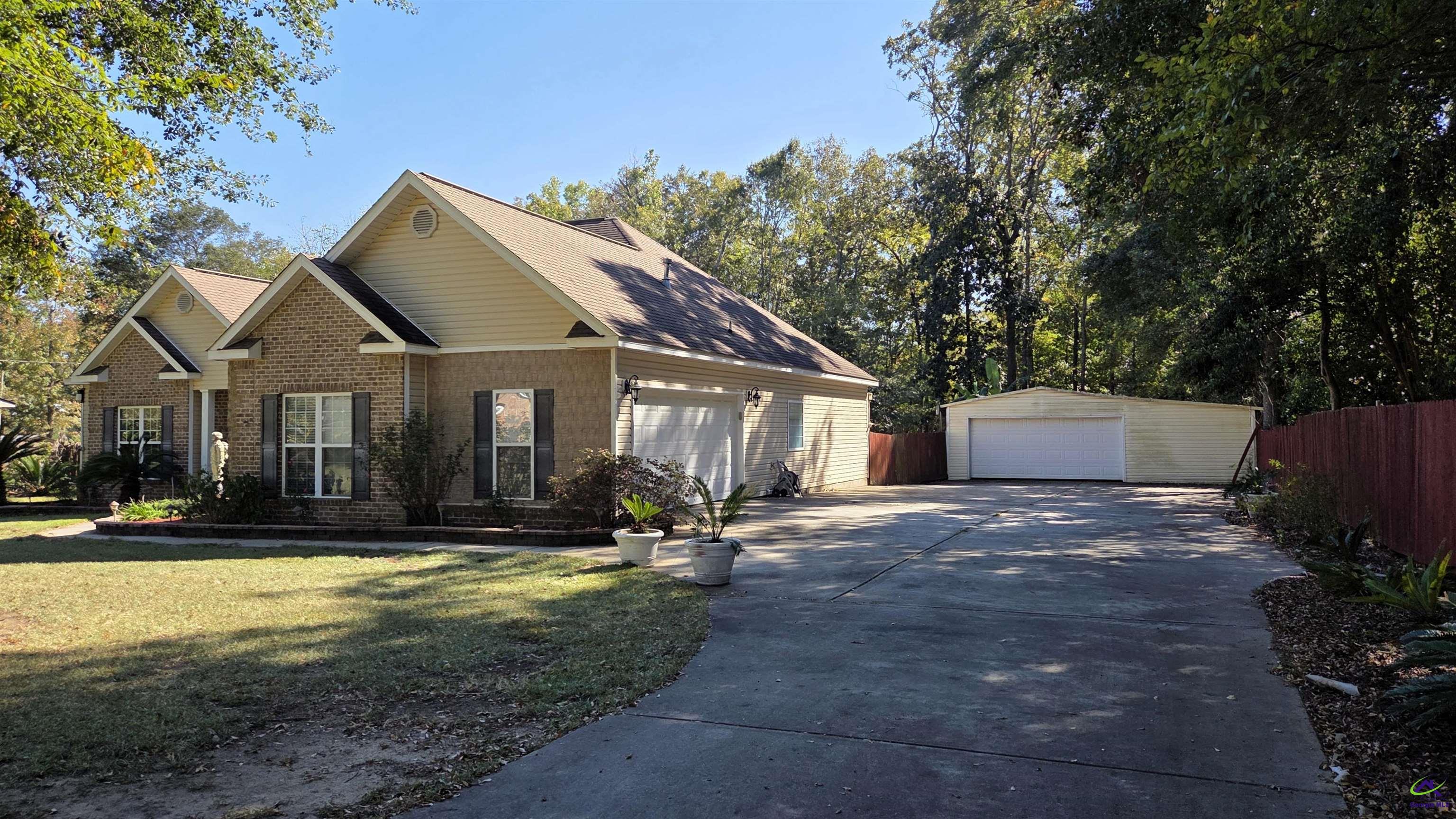 3676 Jones Road