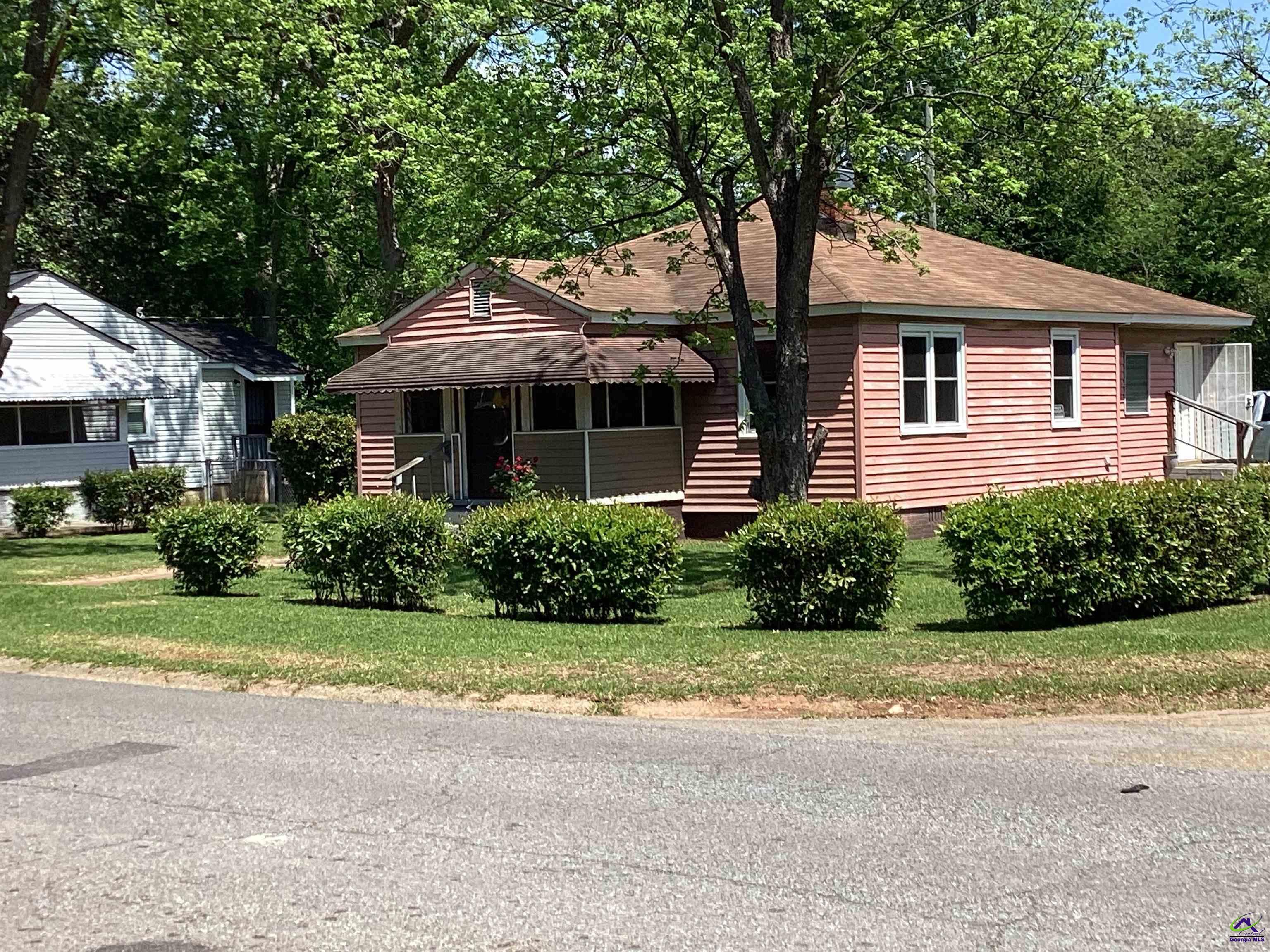 124 Meadowdale Drive