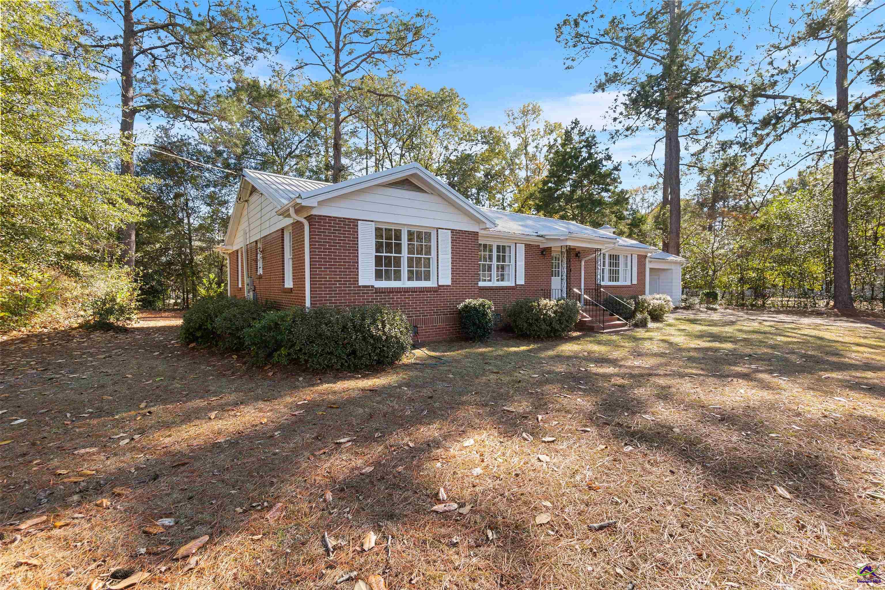 630 Pine Ridge Street