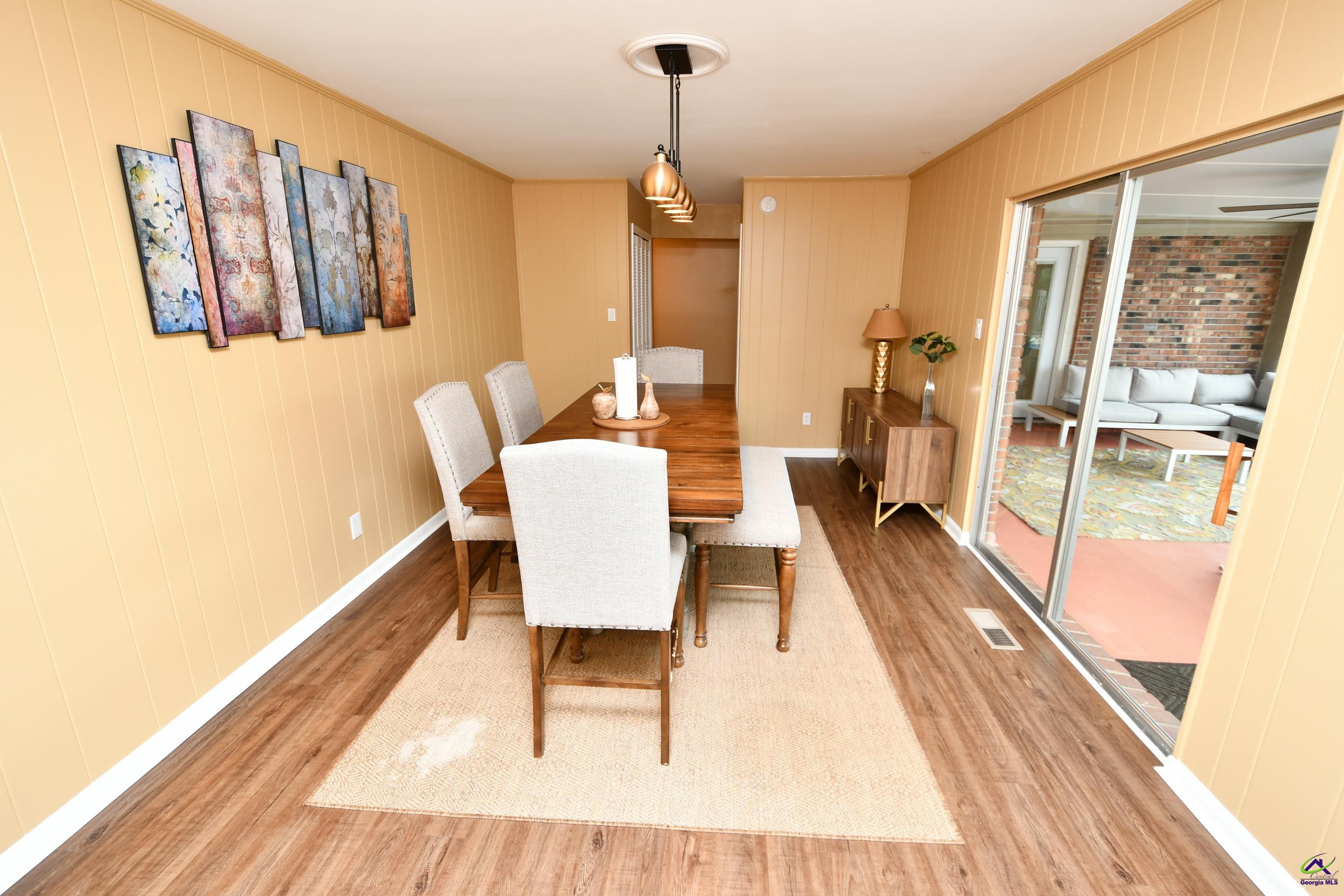 316 Meadowridge Drive