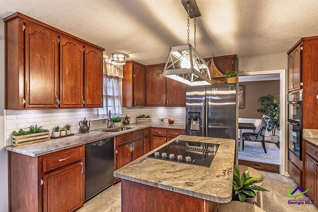 105 Fernwood Drive