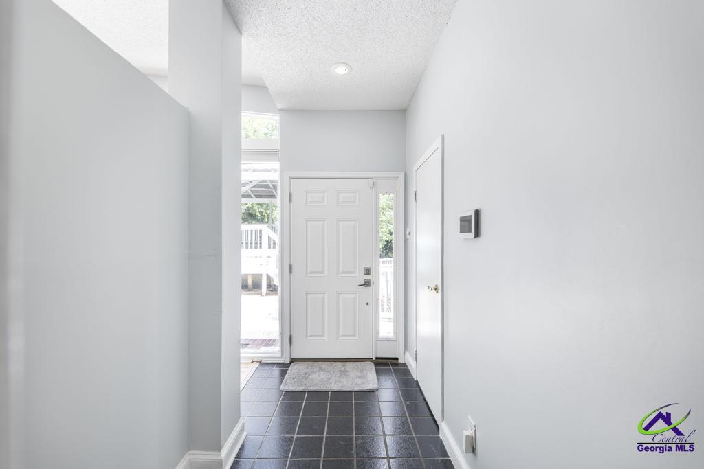 102 Arrowhead Trail
