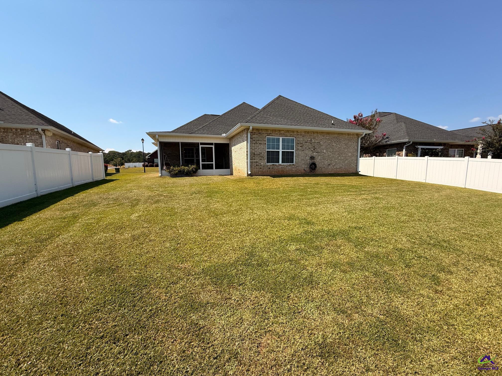 302 Lamplight Drive
