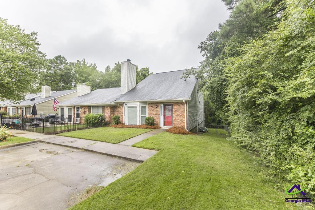 176 N Springs Court