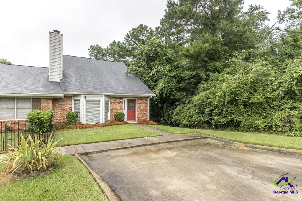 176 N Springs Court