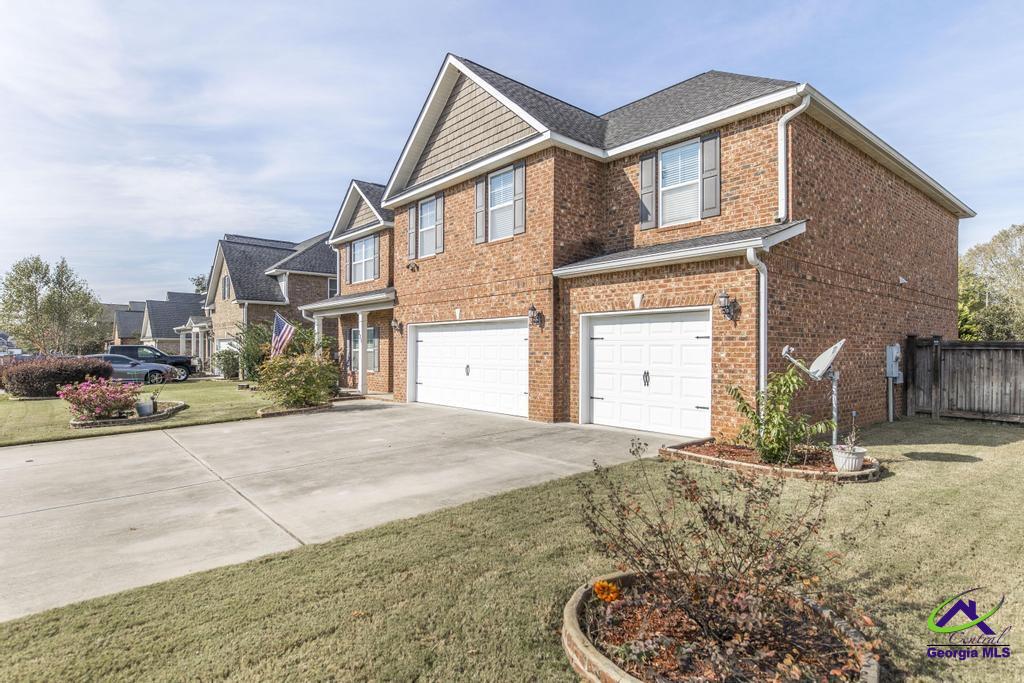 231 Black Hawke Lane