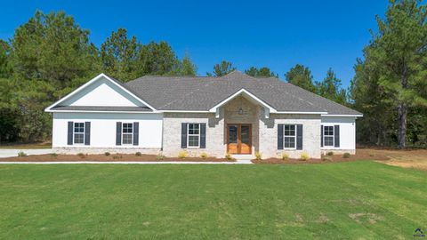 169 Woodland Trail Cochran GA 31014