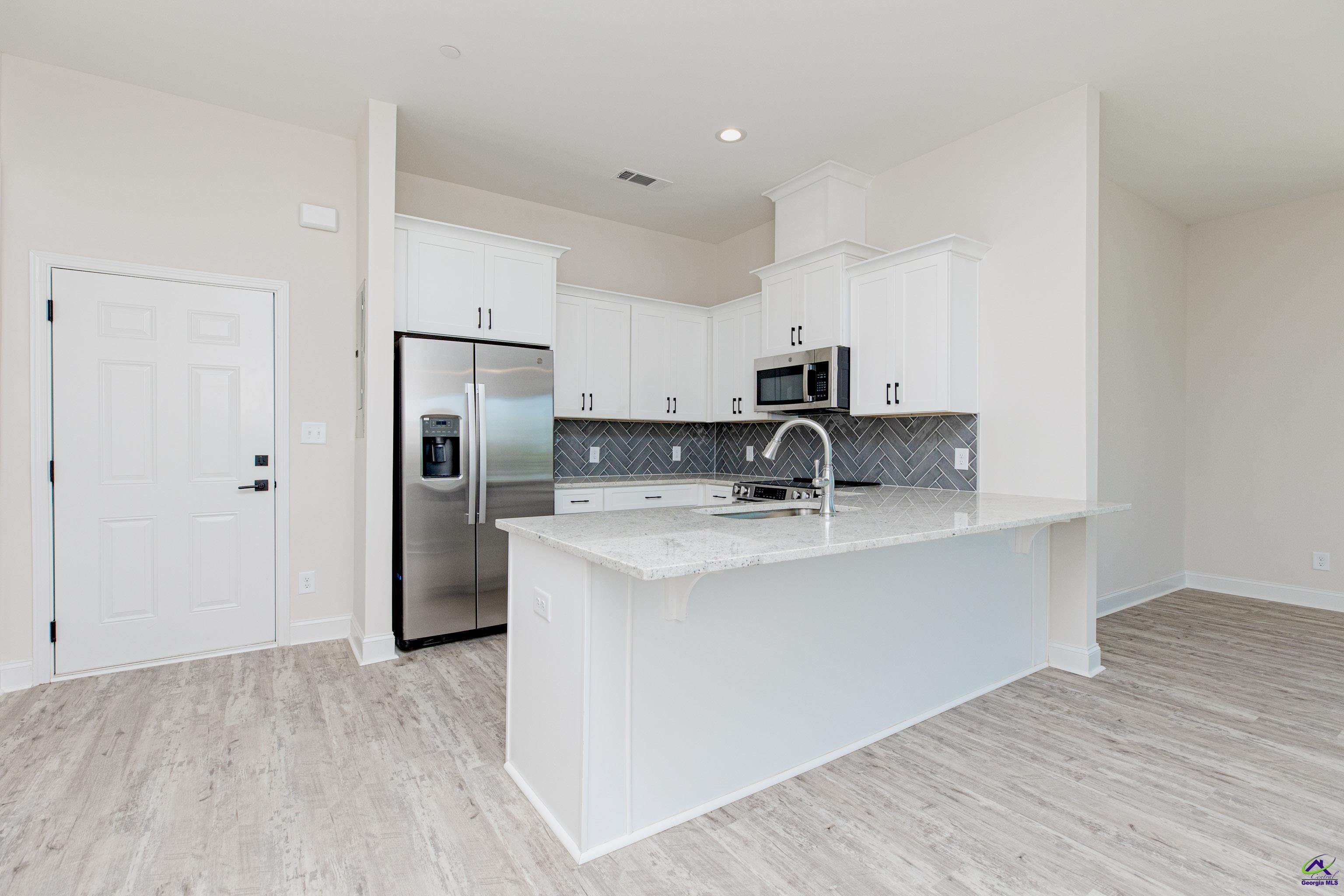 1009 Northside Drive