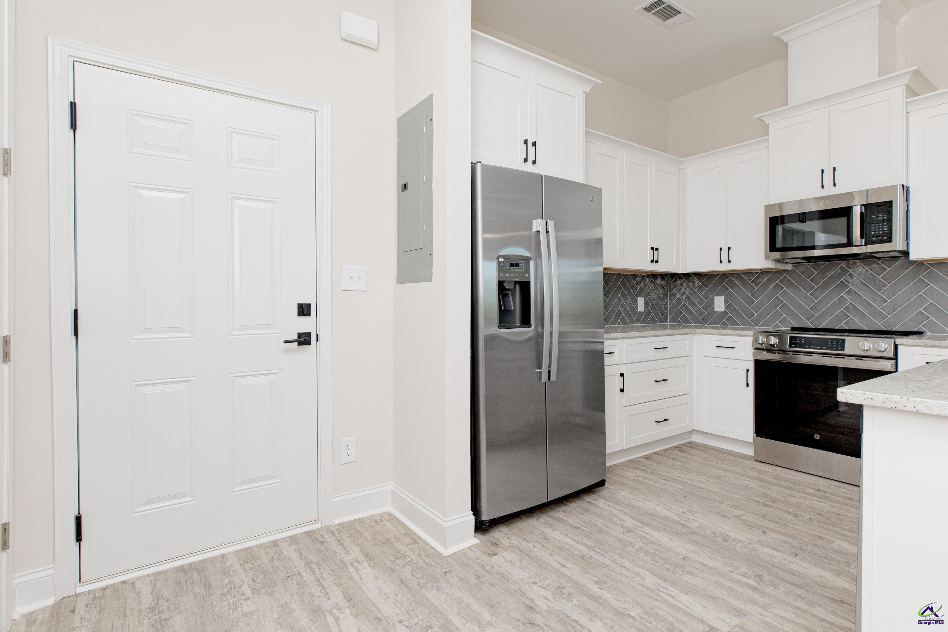 1009 Northside Drive