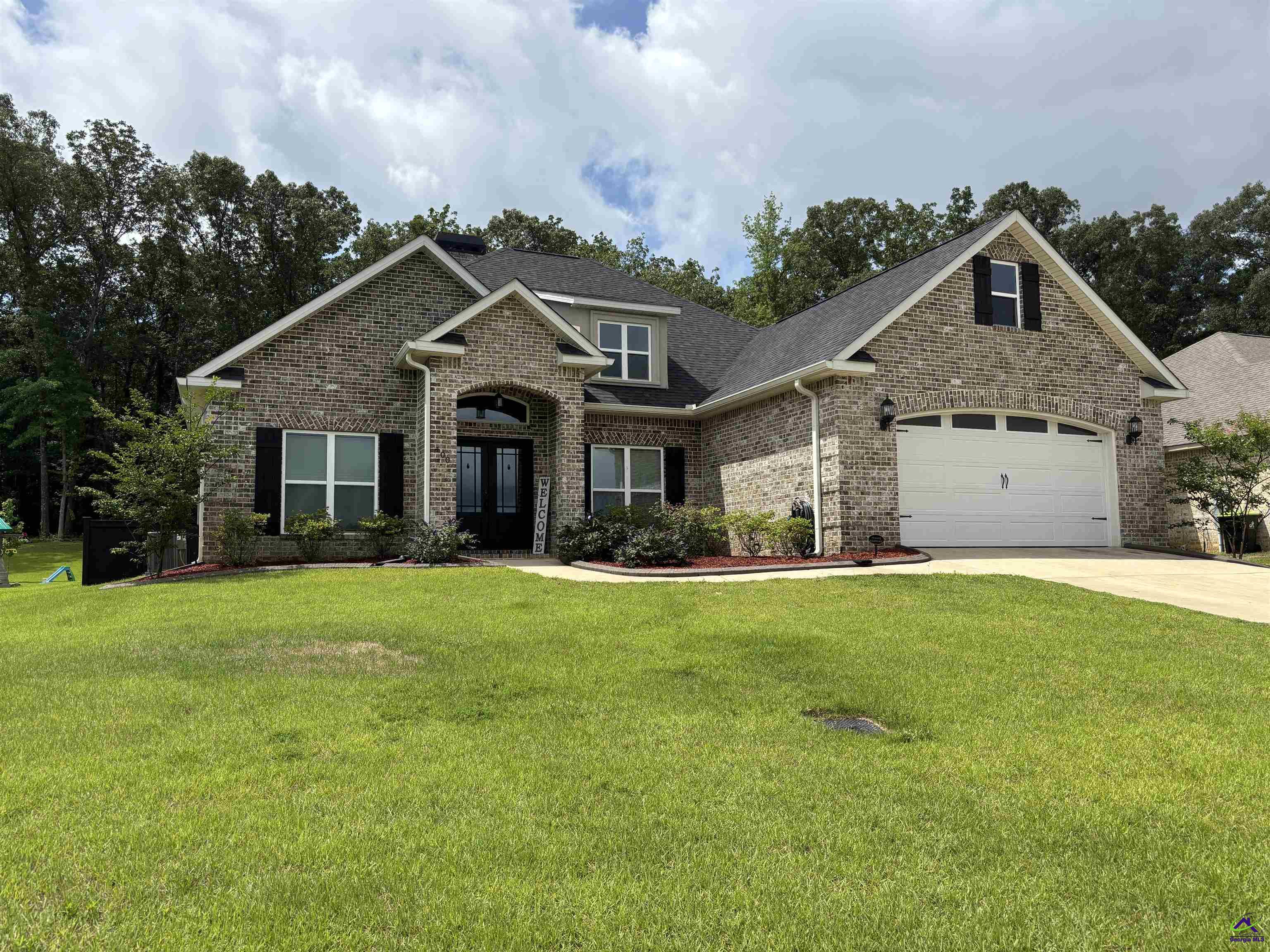 400 Rustic Live Oak Trail